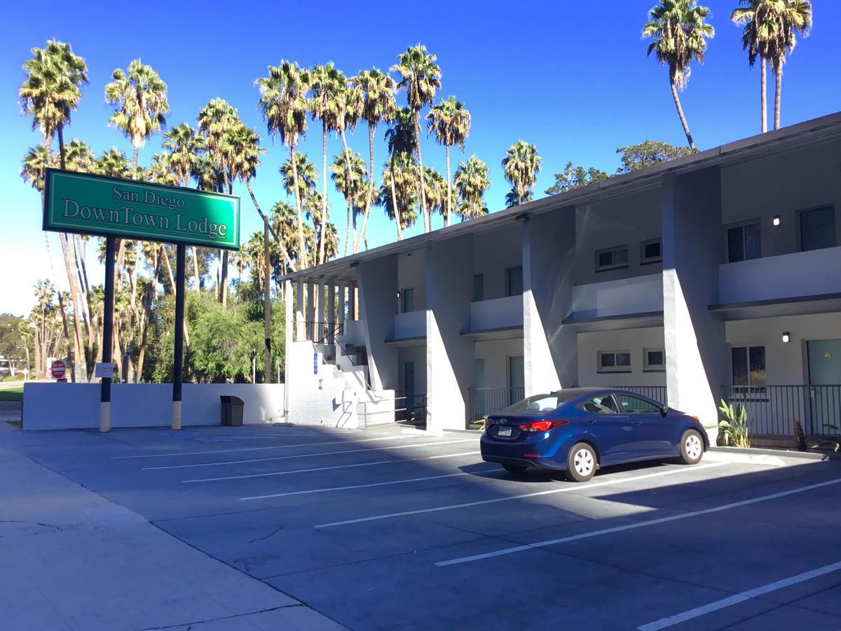 Downtown San Diego Lodge Exterior photo